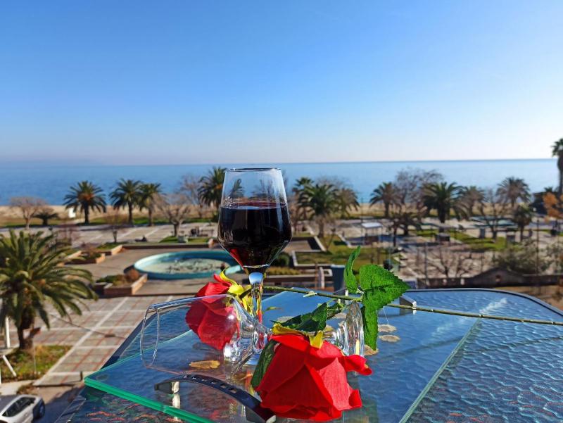 Apartment with Sea View image 4