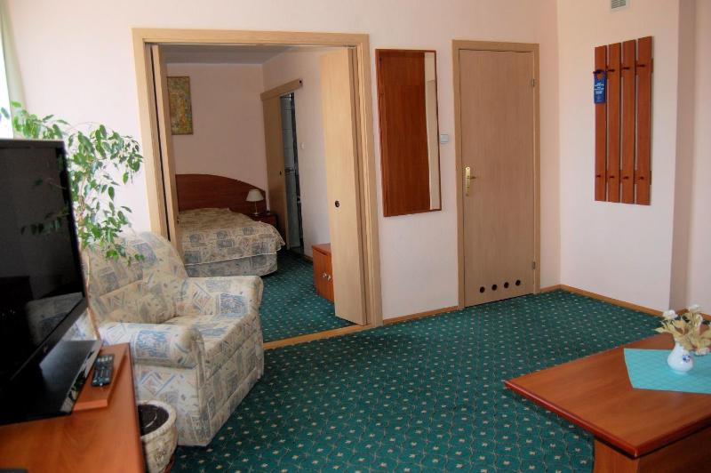 Apartment image 2