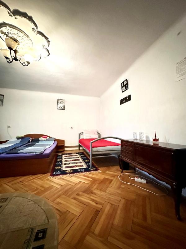 Economy Quadruple Room with Shared Bathroom image 1