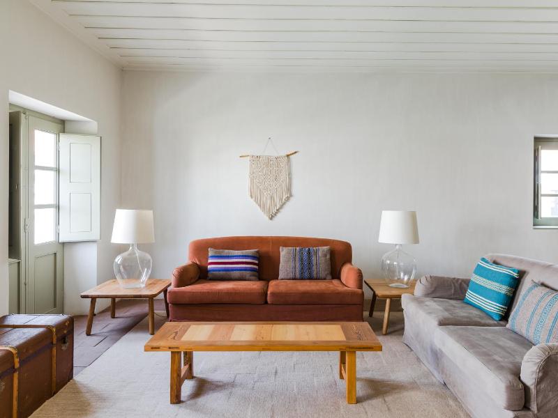 Three-Bedroom House - Barn image 3