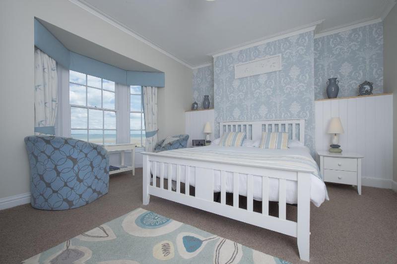 Superior Double Room image 1