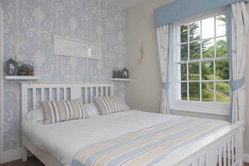 Superior Double Room image 4