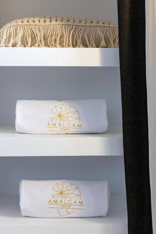 Amalgam Homes Paros - image 32