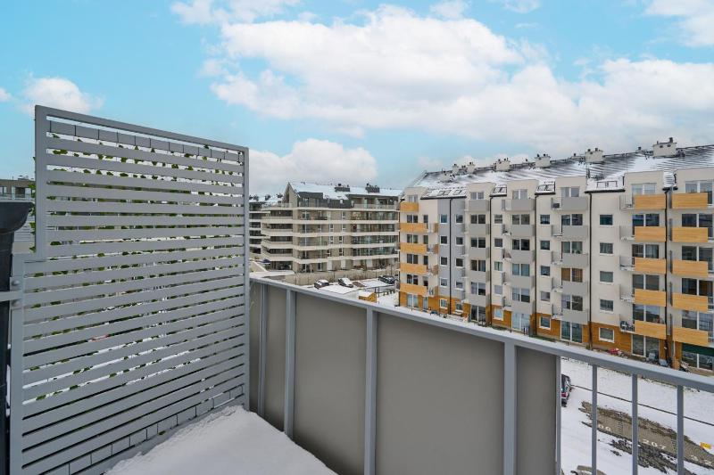 Drabika Apartment Balcony & Private Parking Wrocław by Noclegi Renters - image 15