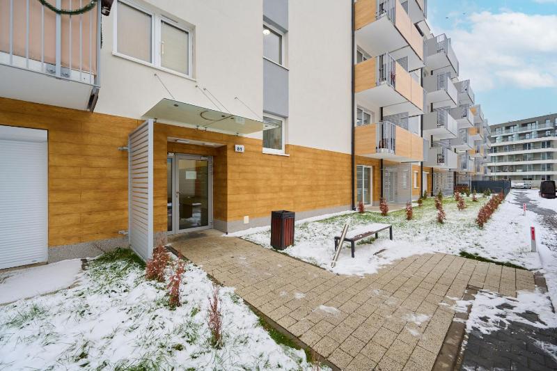 Drabika Apartment Balcony & Private Parking Wrocław by Noclegi Renters - image 12