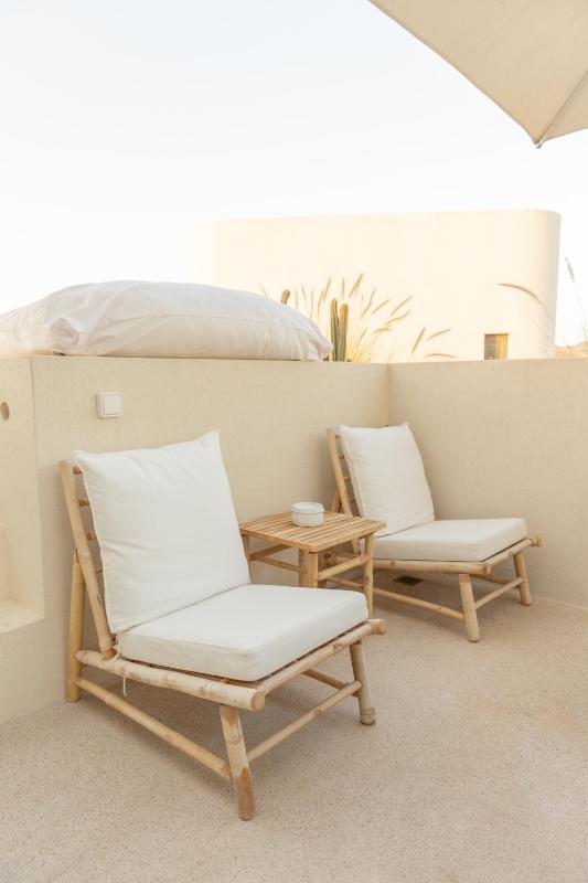 Honeymoon Suite with Plunge Pool image 4