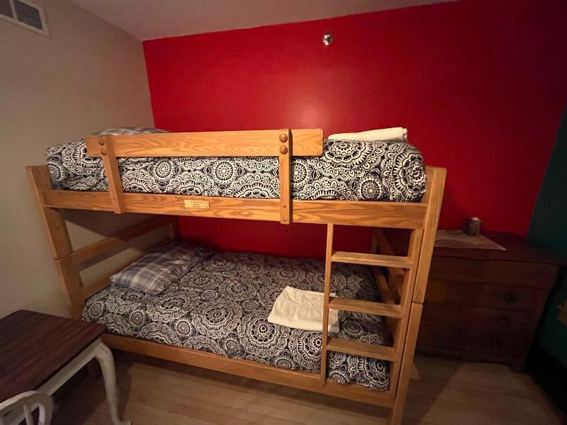 Classic Quadruple Room image 2