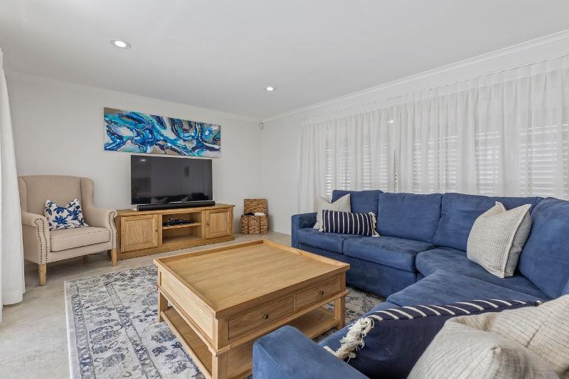 Dwyer St Hamptons Haven - image 13