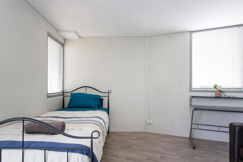 Waverley apartment A-two bedrooms wifi available - image 16