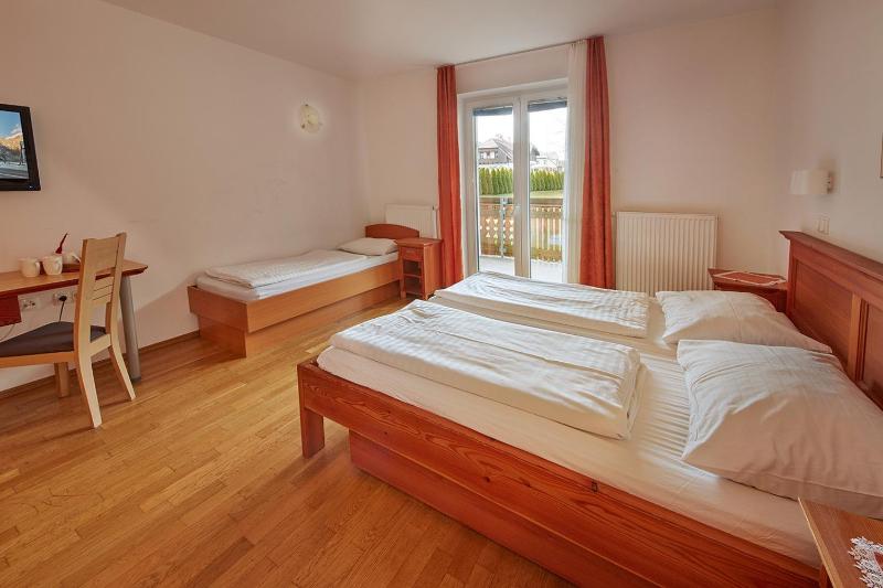 Quadruple Room image 3