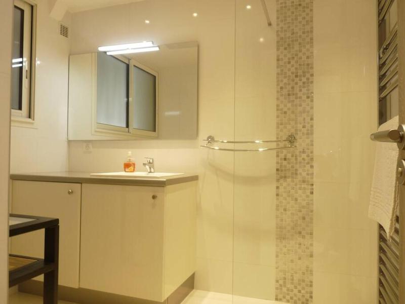 Two bedroom apartment next to the Croisette in Cannes a short walk to the Palais des Festivals - 1961 - image 6