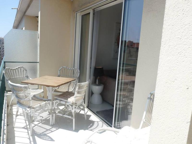 Two bedroom apartment next to the Croisette in Cannes a short walk to the Palais des Festivals - 1961 - image 19