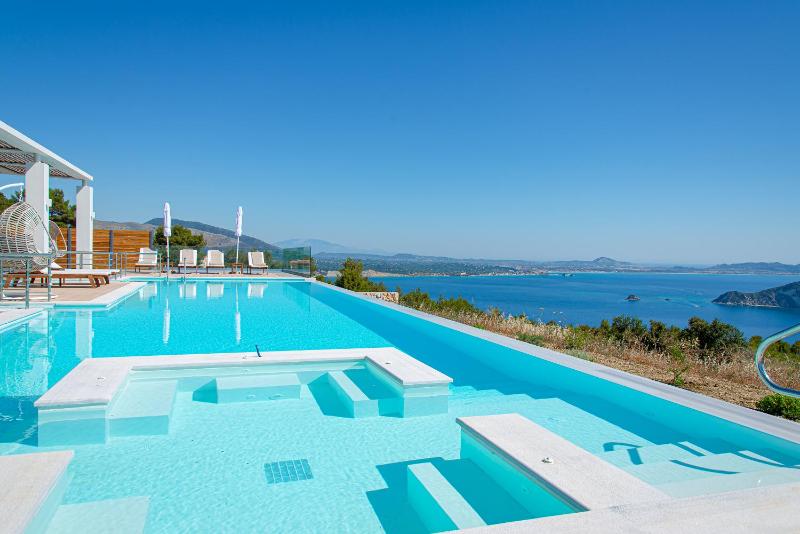 Villa with Private Pool image 4