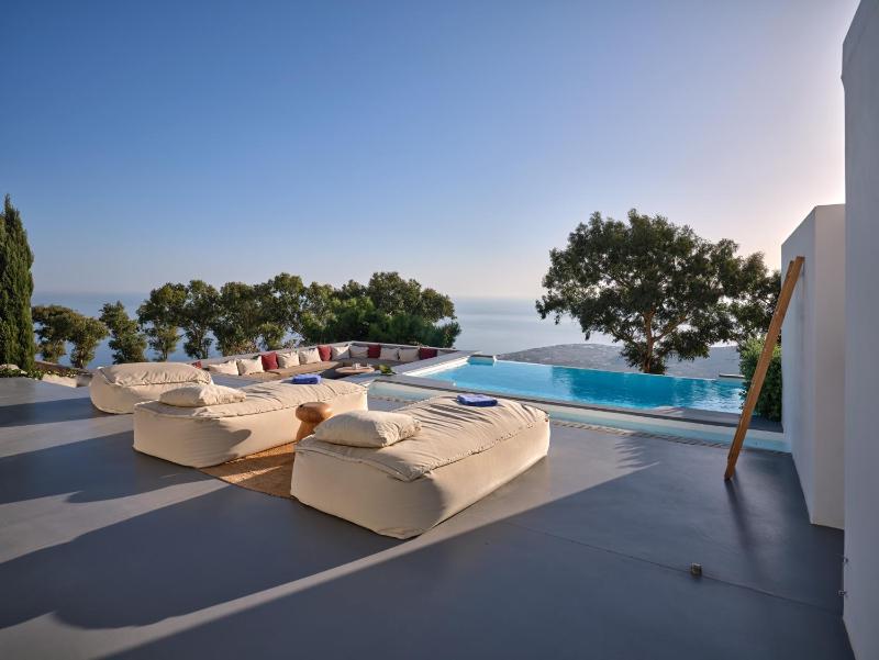 Vine Superior Suite with Private Pool image 2