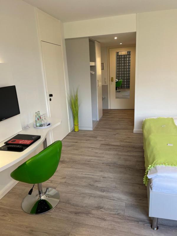 Superior Double Room image 3