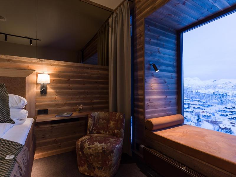 Deluxe Double Room image 3