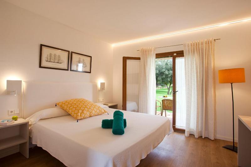 Standard Double Room image 1