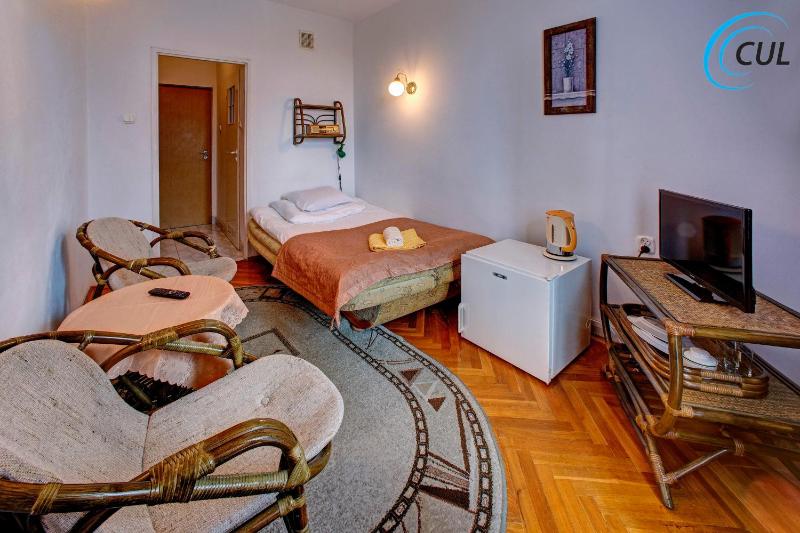 Single Room image 1