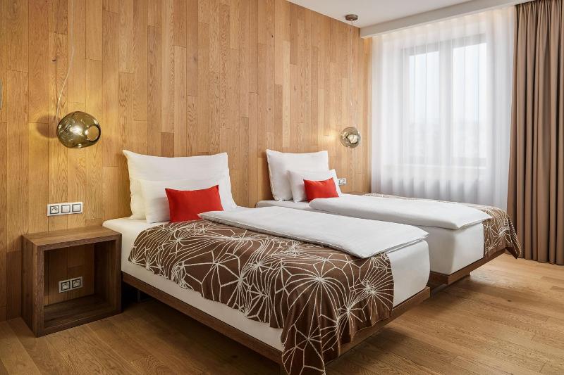 Standard Double or Twin Room image 2