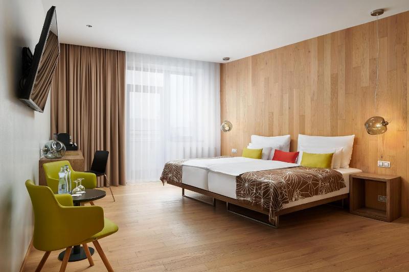 Executive Double or Twin Room image 1