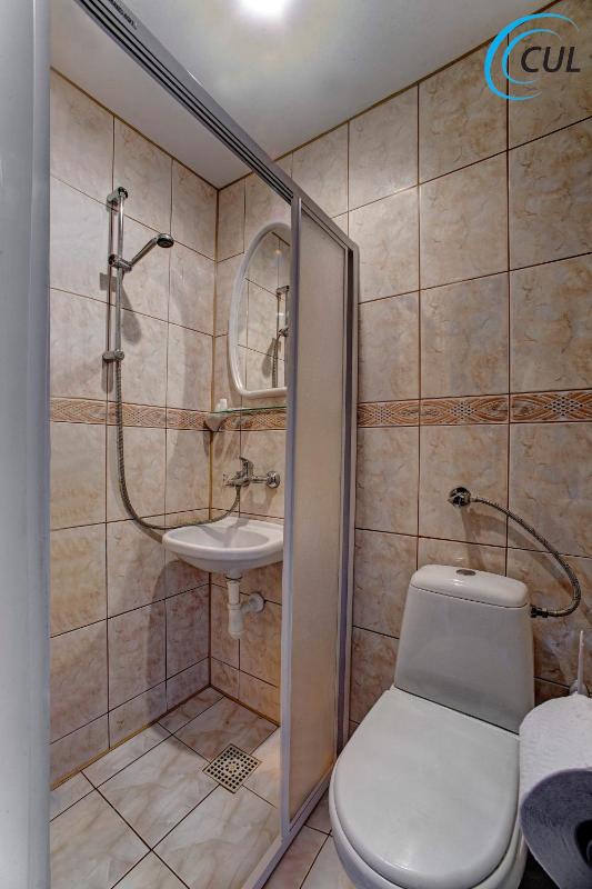 Double Room image 2