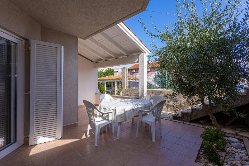 Apartment with Terrace image 2