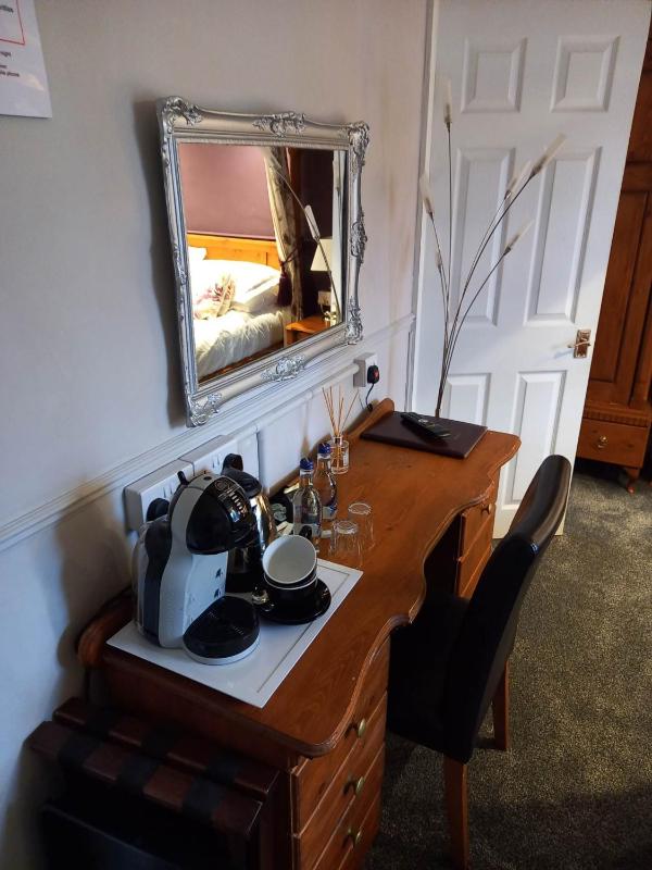 Deluxe Double Room with Spa Bath  image 4