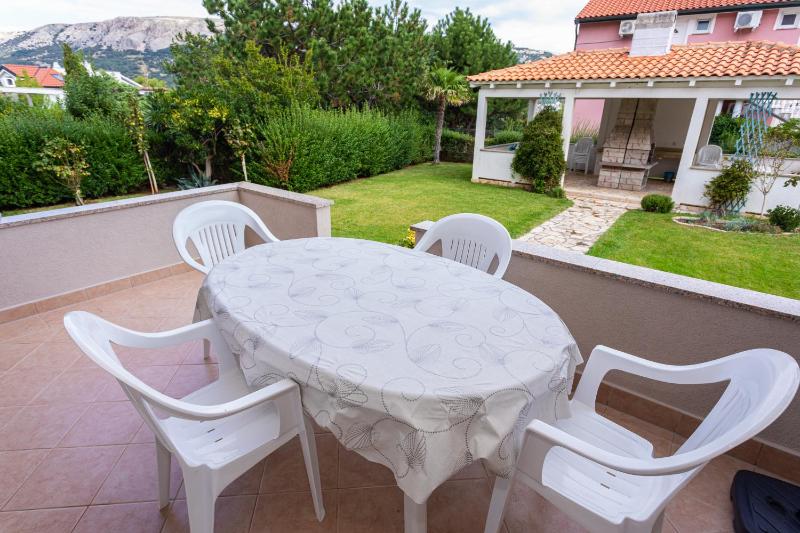 Apartment with Terrace image 3