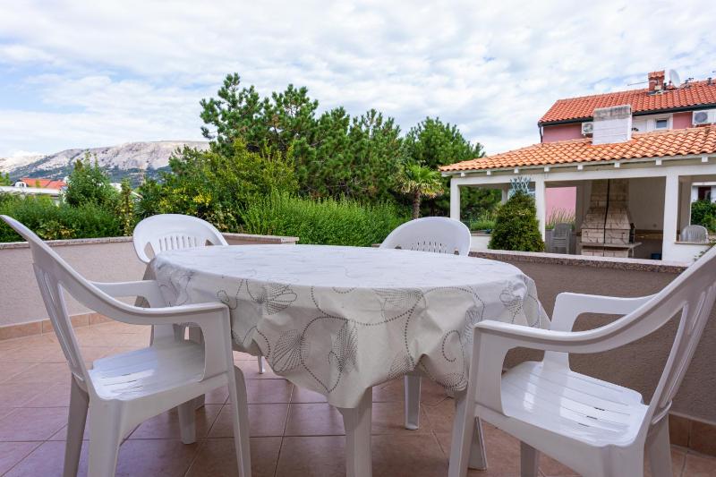 Apartment with Terrace image 2