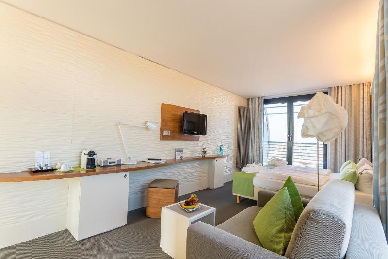 Superior Double Room image 2