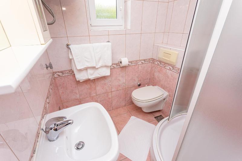 Apartment with Sea View image 4