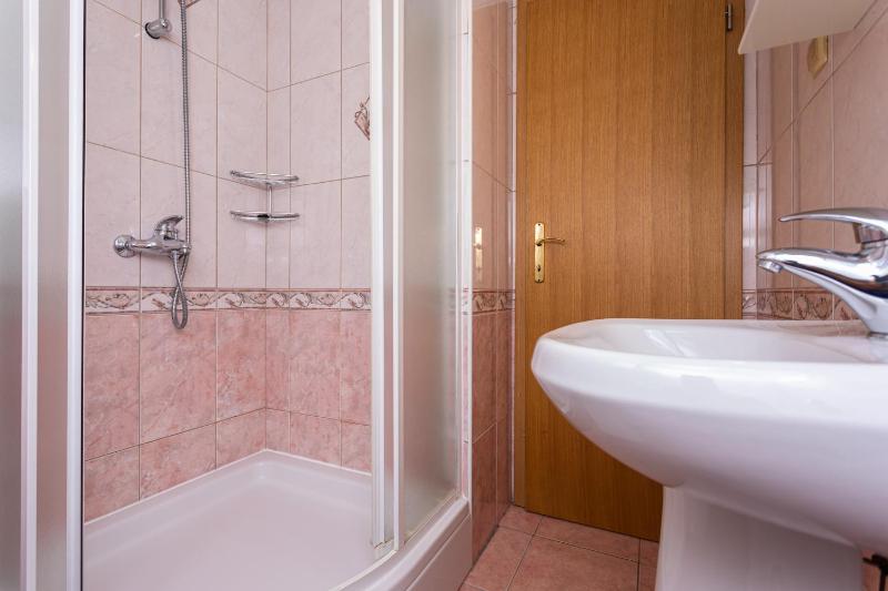 Apartment with Sea View image 3