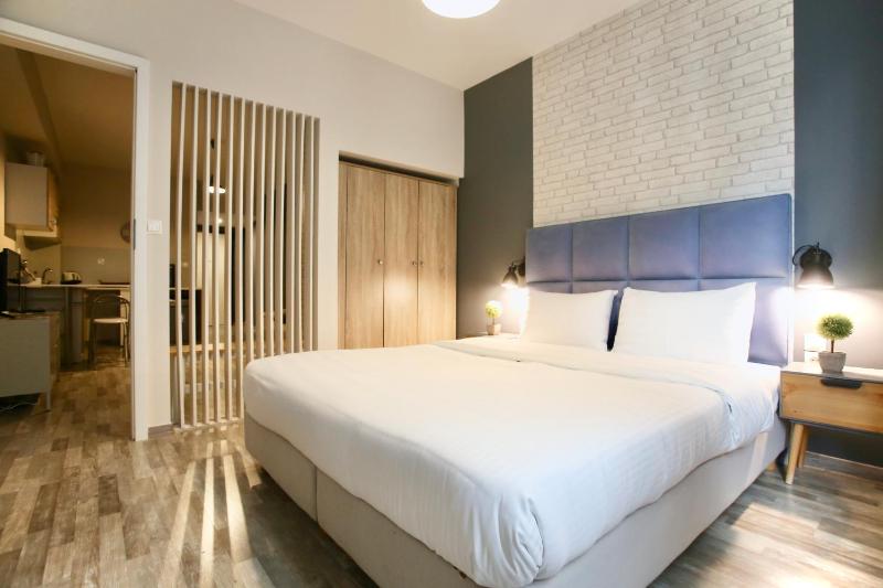 Deluxe Apartment image 1