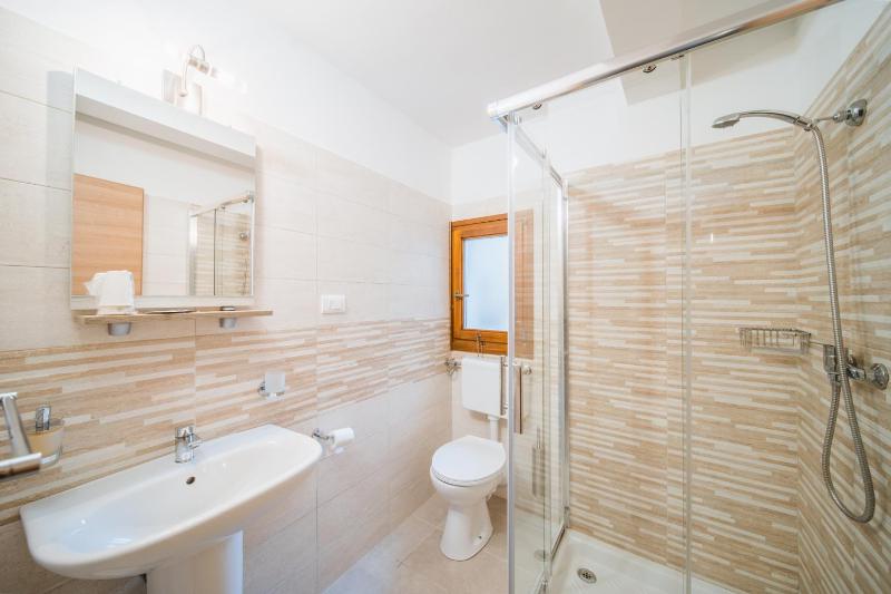 Double or Twin Room - Annex image 4