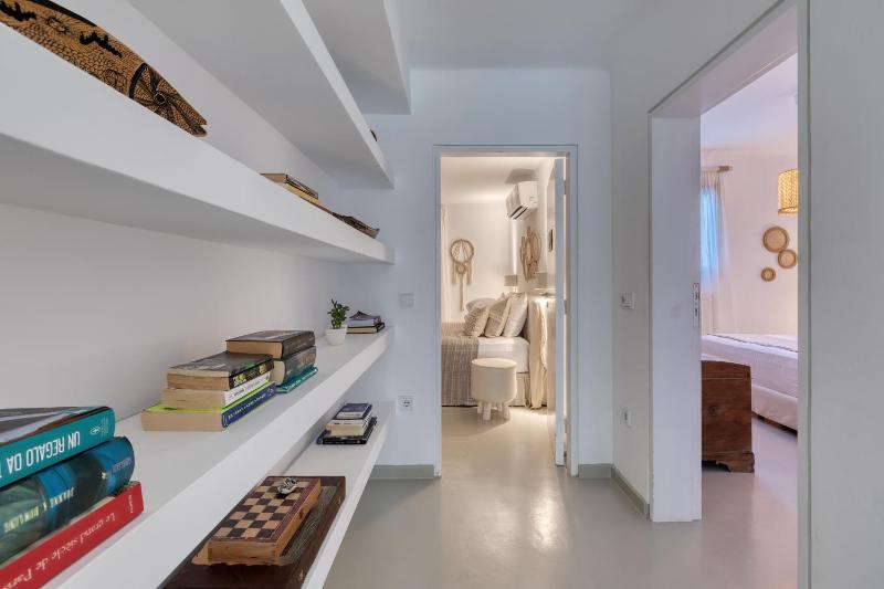 Amalgam Homes Paros Beachfront Villa - image 37