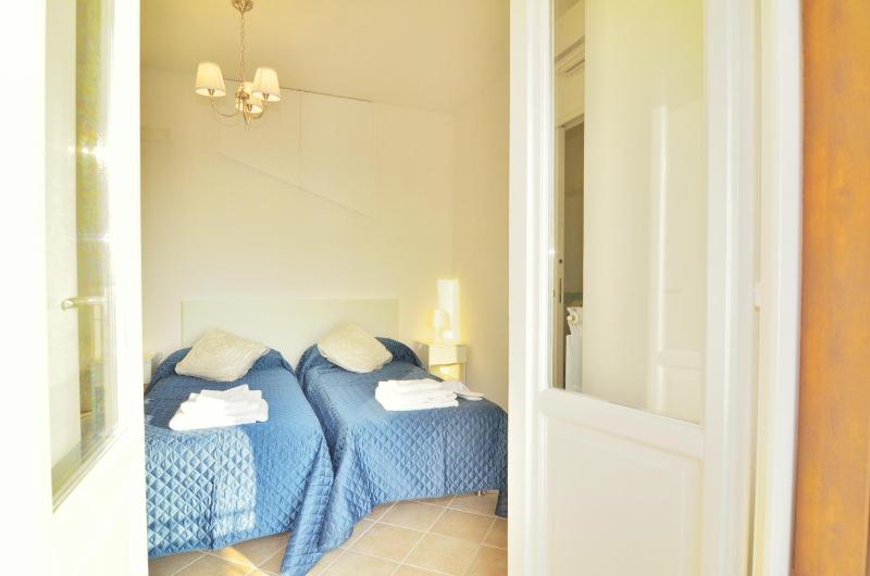 Lemon Flats Sorrento - image 11