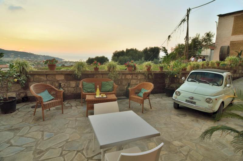 Lemon Flats Sorrento - image 16