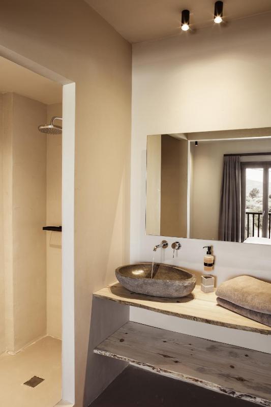 Suite with Pool View image 2