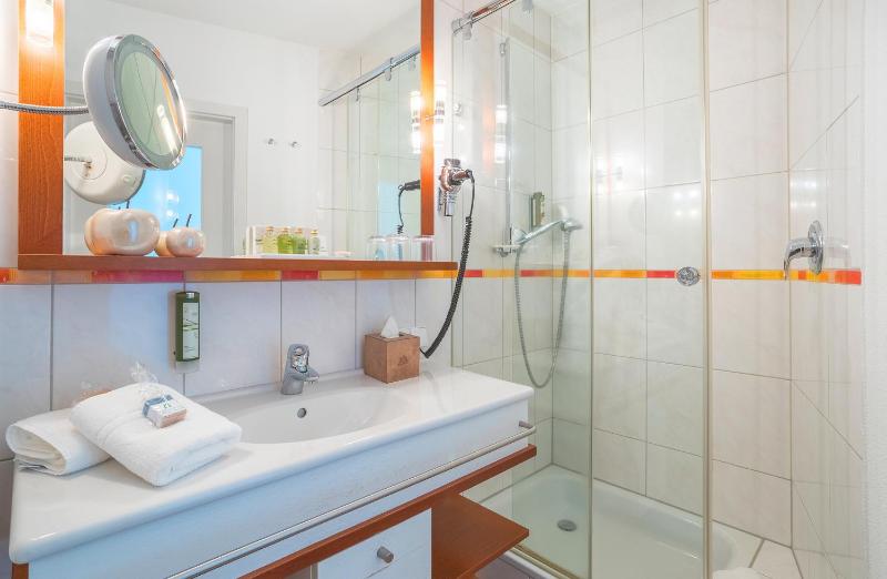 Superior Double Room image 1