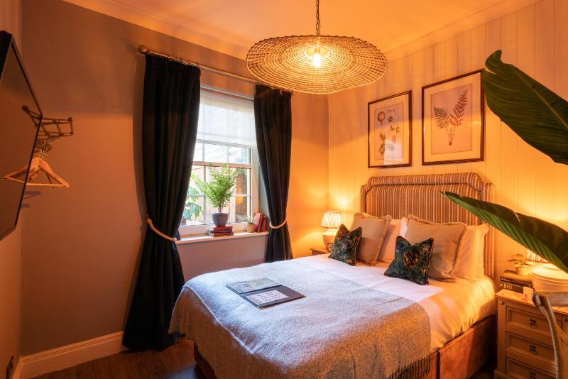Standard Double Room image 1