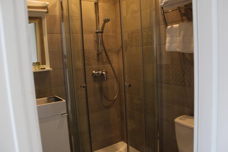 Classic Double Room Résidentiel  image 4