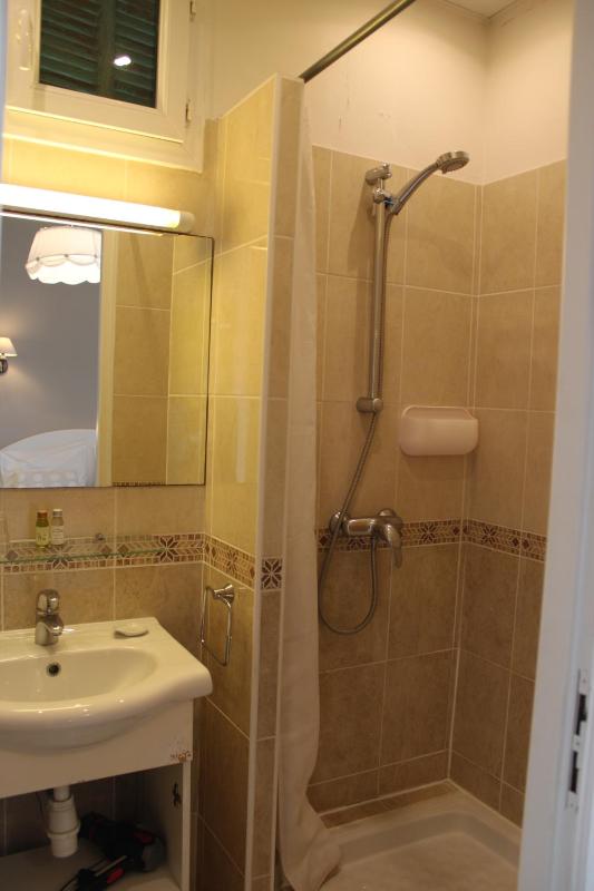Double Room with Terrace image 4