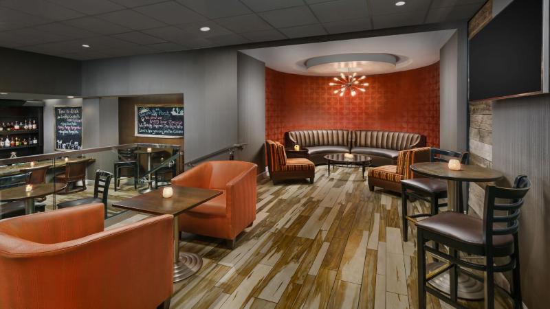 Crowne Plaza Phoenix Airport - PHX By IHG - image 22