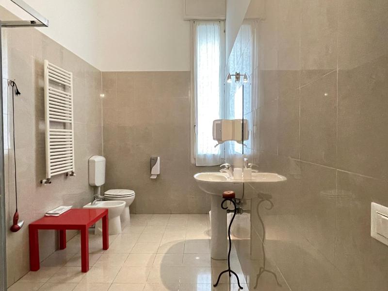 Triple Room with Private External Bathroom image 2