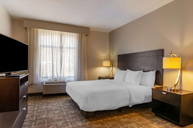 King Room image 1