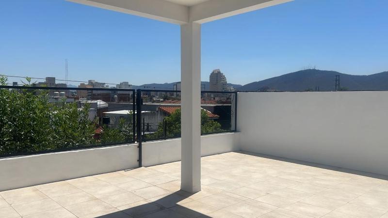 Departamento con terraza y quincho con asador - image 43