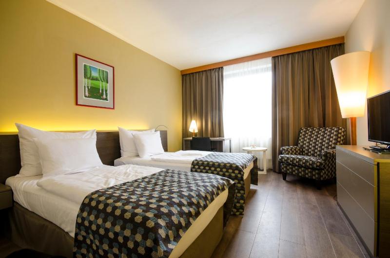 Standard Double or Twin Room image 3