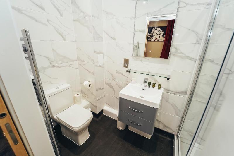 The Stay Company Whitefriars House - image 33