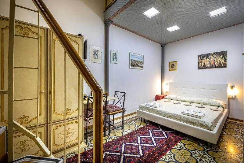 Triple Room image 3