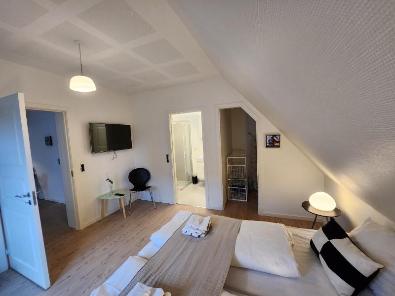 Apartment image 4
